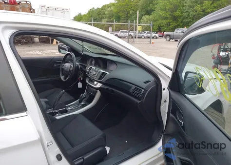 2013 Honda Accord Sport z USA, uszkodzony, nr VIN 1HGCR2F51DA244940